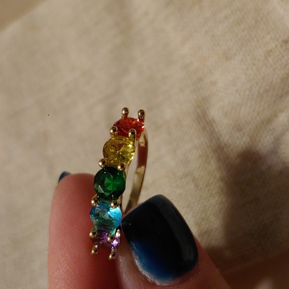 Multicolor rainbow ring size 7 gold - Picture 3 of 3